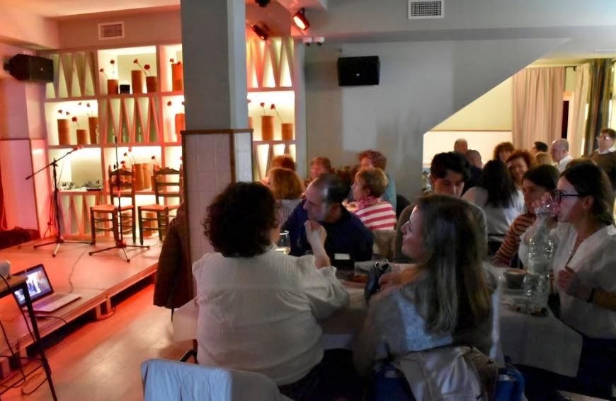 Interior del bar
